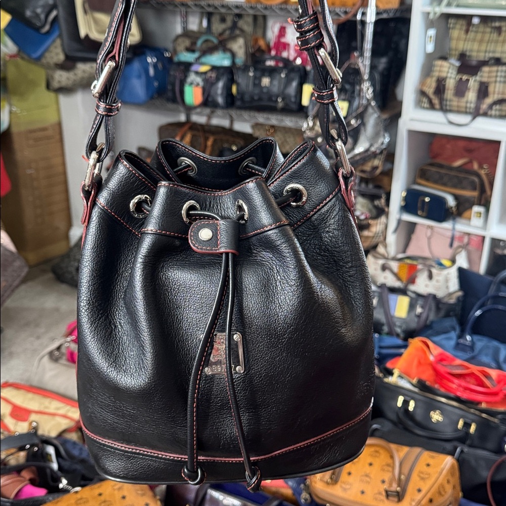 Mcm Buncket Black Color